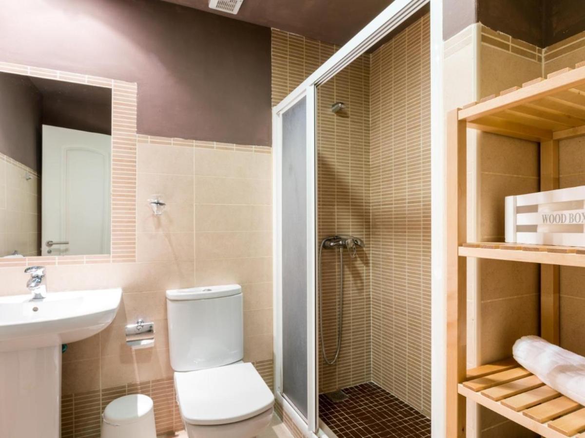 Holi-Rent Santa Marina Apartment Sevilla Bagian luar foto